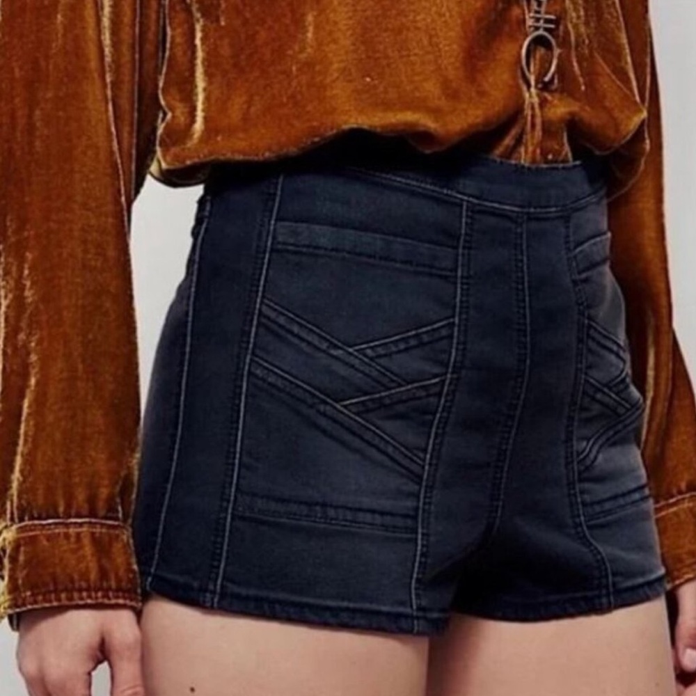 Free People Radar Love Black Booty Denim Shorts Stretch Party Womennsize 27